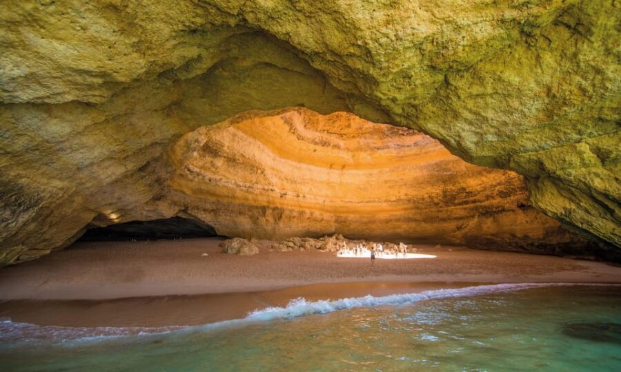 Albufeira: 3-Hour Benagil Caves & Coastline Tour - "Unwind" - Getting there: Albufeira Marina and a smooth check-in flow