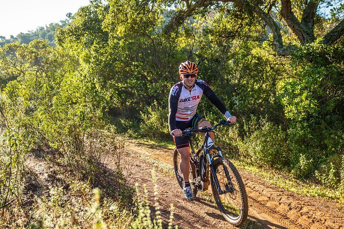 Beach and Cliffs MTB Tour - Who should book this MTB tour (and who might not)