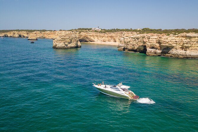 Private Sunset Yacht 2h Cruise from Albufeira Marina - Wi-Fi onboard: when it helps and when it doesn’t