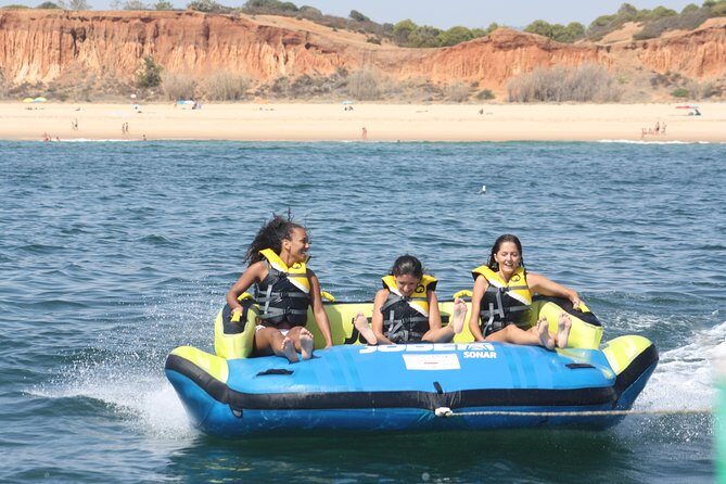 Sonar: Crazy Couch from Albufeira - Getting There and Staying Comfortable: Practical Tips That Matter